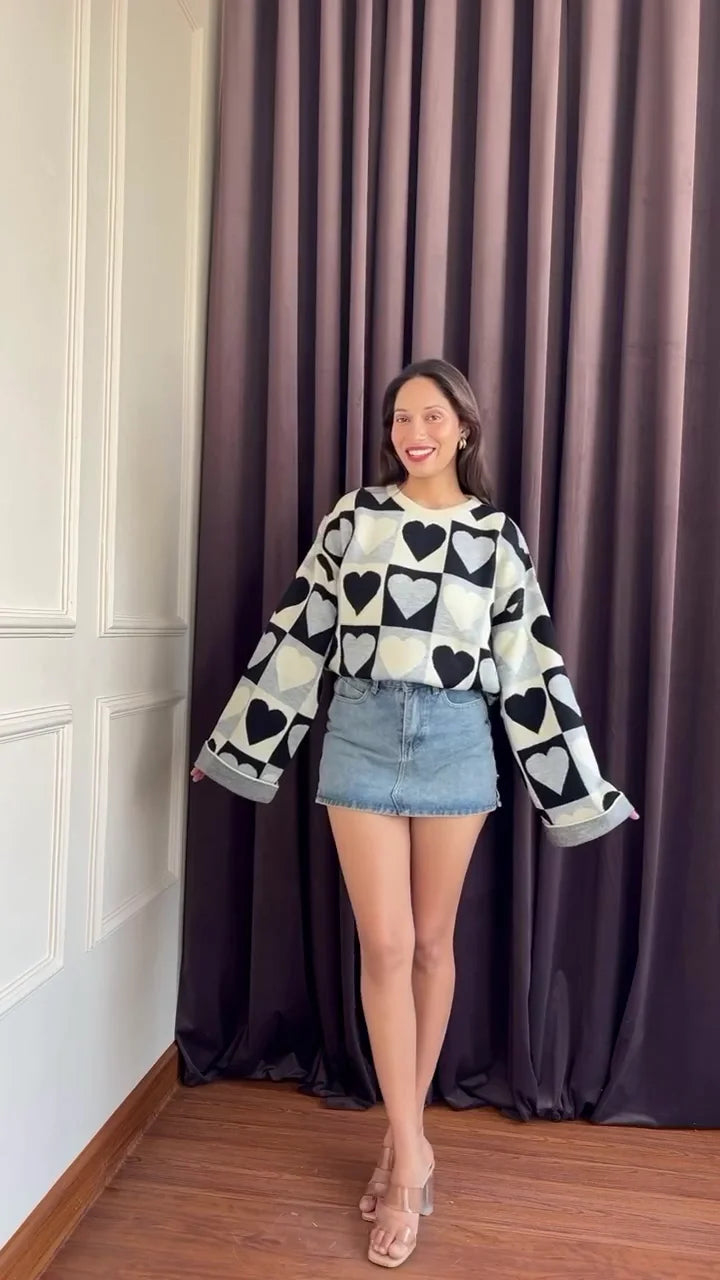 Winter Top: A Cozy Blend of Warm Fabric, Full-Season Comfort, and Effortlessly Stylish Winter Wear