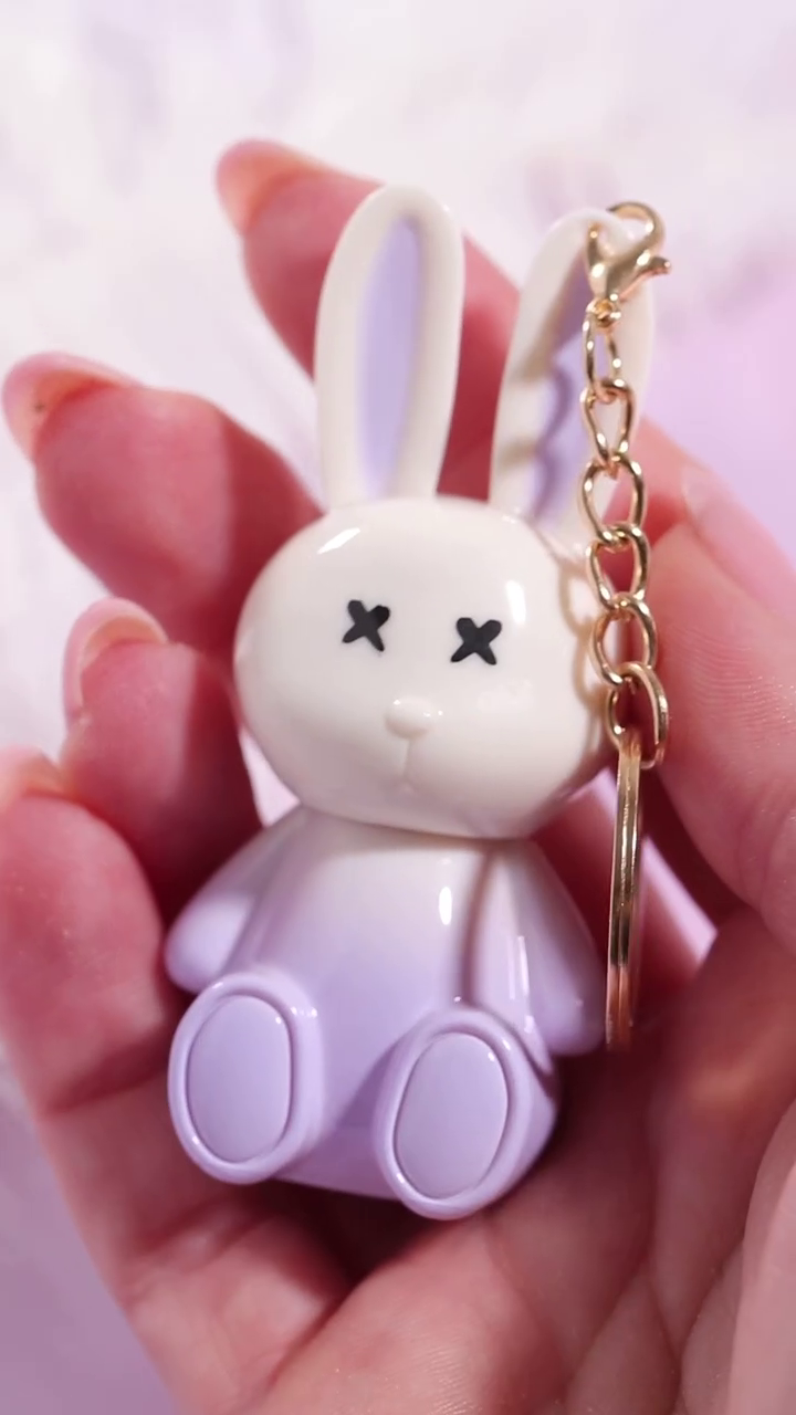 Cute Bunny Shaped Lip Gloss with Keychain Holder – Adorable Purple Gradient Bunny Design with Smooth Moisturizing Formula and Rich Pigmented Finish for On-the-Go Makeup Touchups