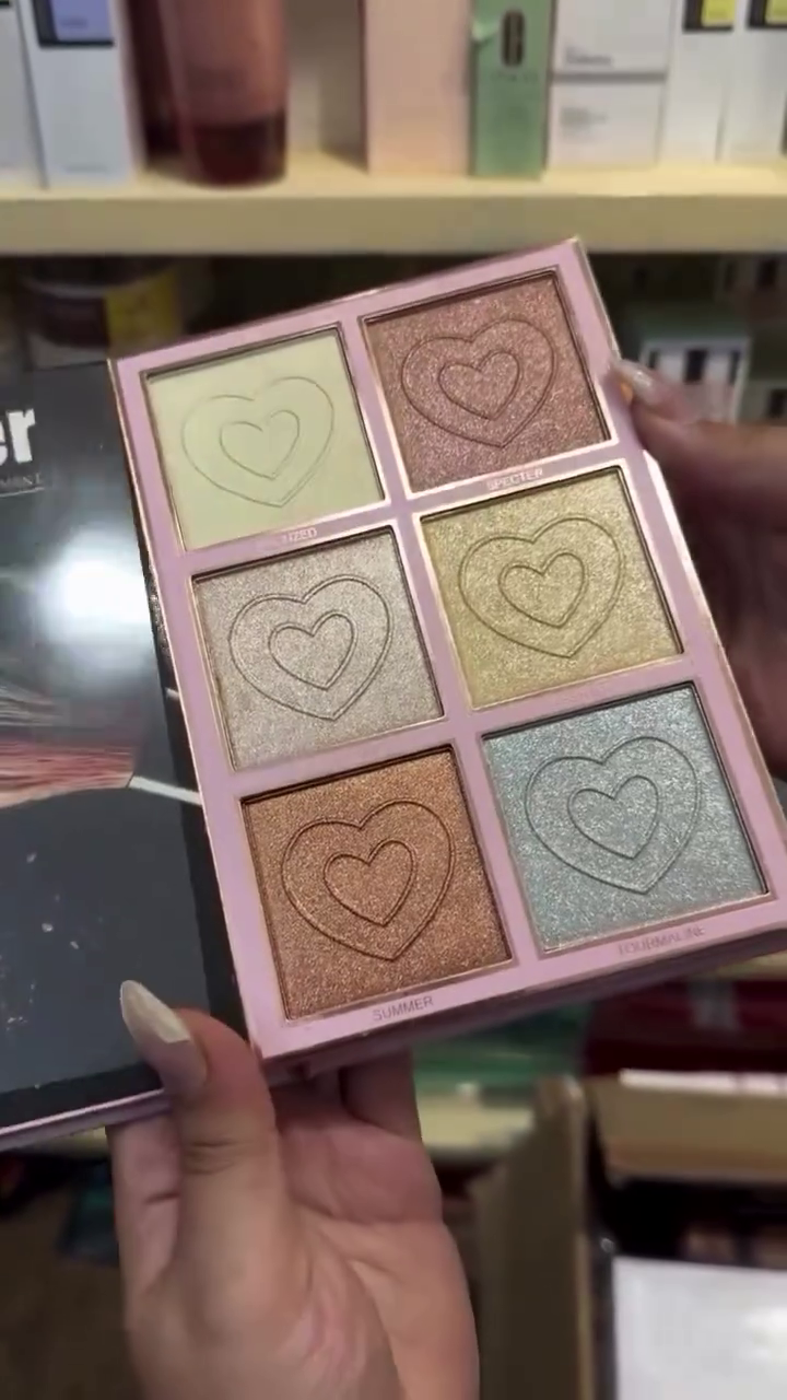 All-in-One Viral Makeup Book – Compact Beauty Kit with Eyeshadows, Blush, Highlighter & More in a Cute Travel-Friendly Design