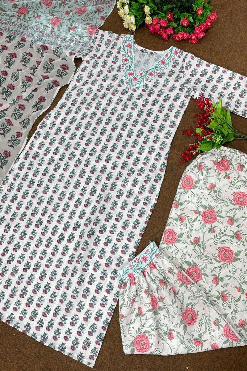 Women Printed Pure Cotton Kaftan Kurta