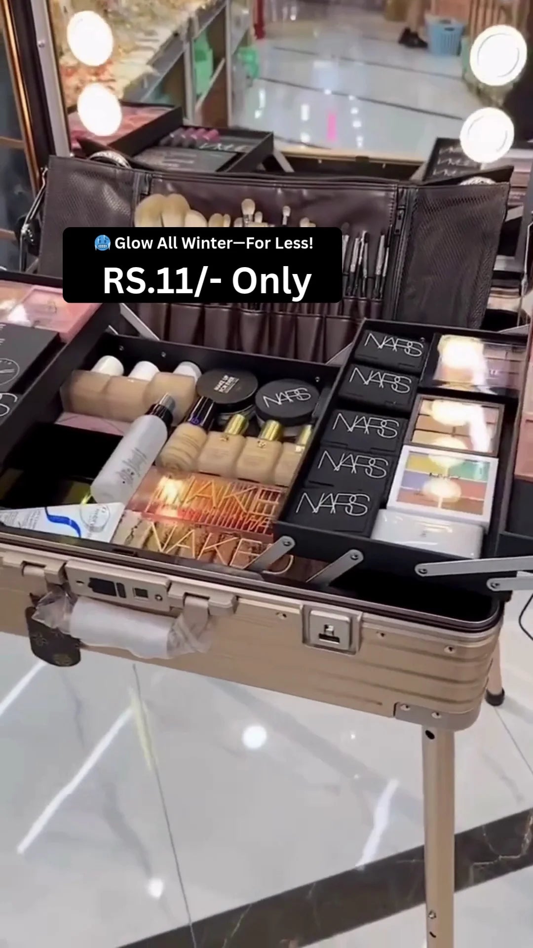 Professional Portable Luxury Makeup Artist Train Case Kit | Comprehensive Collection of Foundations, Powders, Eye Palettes, and Essential Brushes for Complete Beauty Looks
