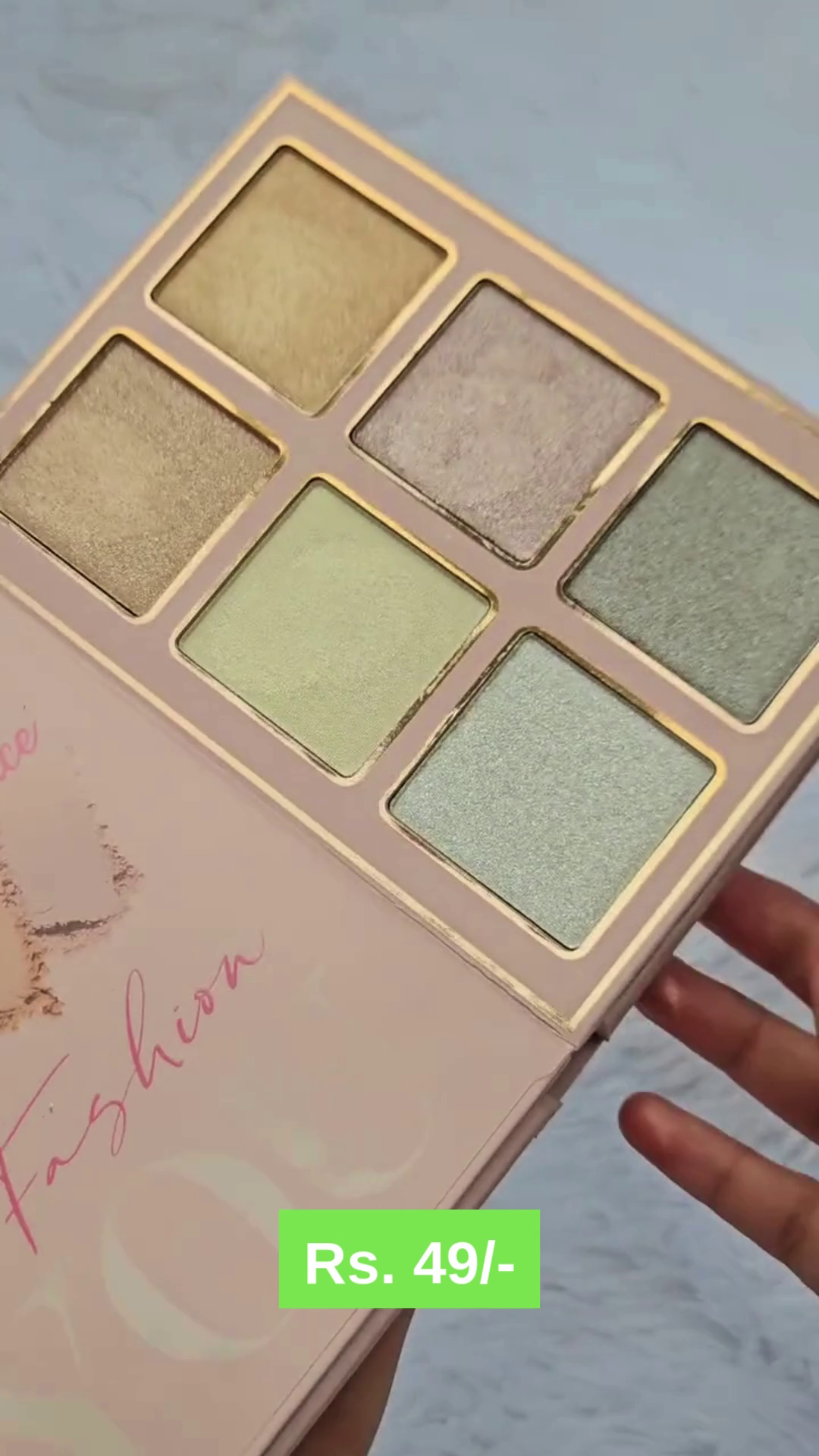 Fashion The Heartthrob Collection Brand New Multi-Color Makeup Palette with Eyeshadow, Face, and Lip Shades – Complete All-in-One Cosmetic Kit