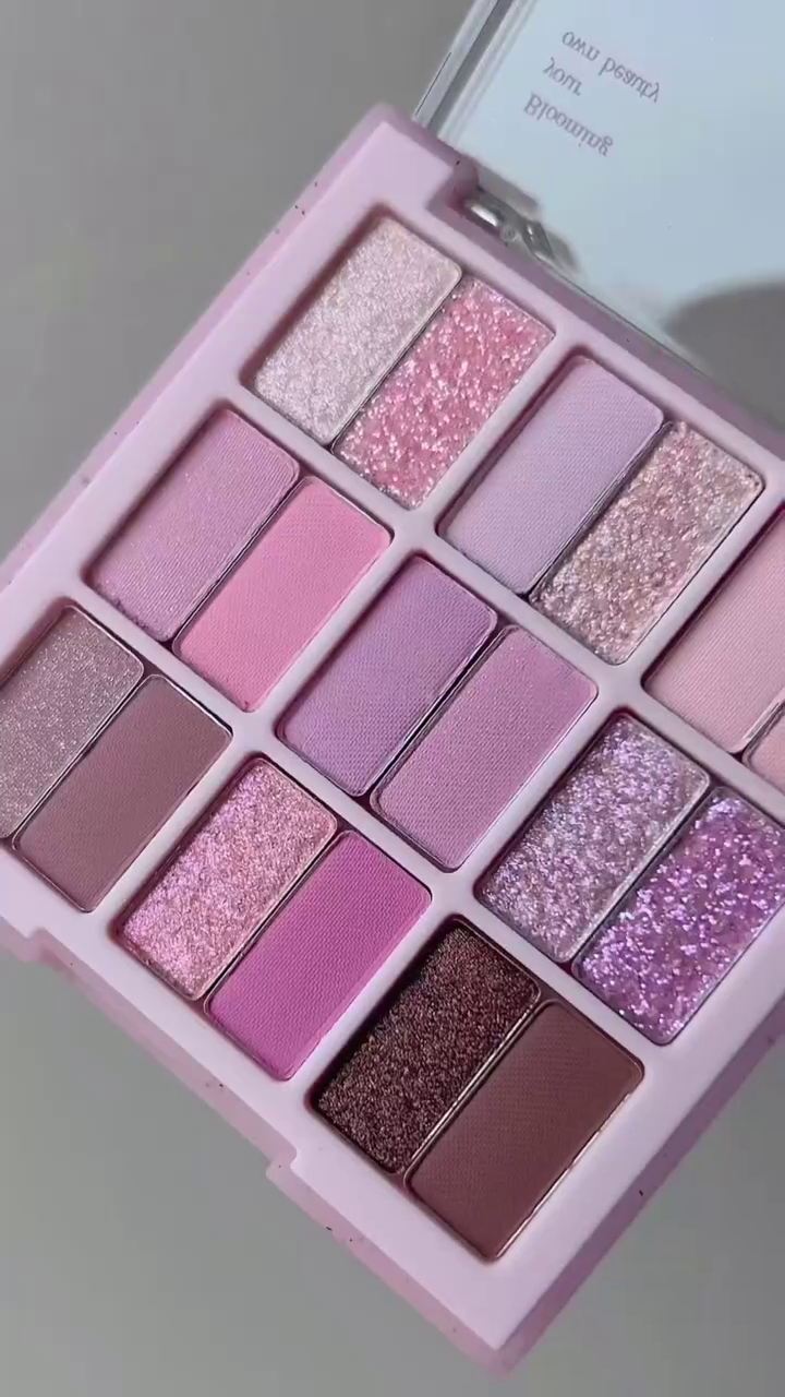 Dasique Pink Edition Complete Makeup Set – 18-Color Romantic Mauve Eyeshadow Palette, 4-Color Strawberry-Inspired Blusher, and Moisturizing Water Blur Lip Tint for a Soft, Feminine Look