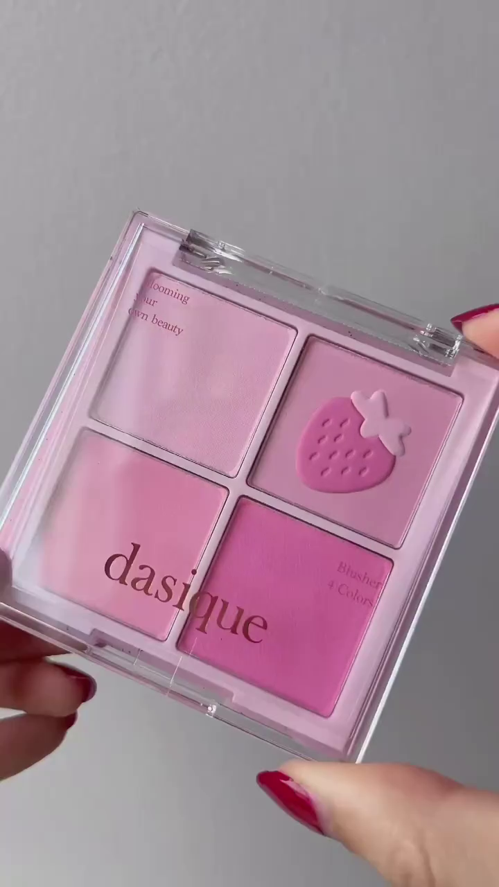 Dasique Pink Edition Complete Makeup Set – 18-Color Romantic Mauve Eyeshadow Palette, 4-Color Strawberry-Inspired Blusher, and Moisturizing Water Blur Lip Tint for a Soft, Feminine Look