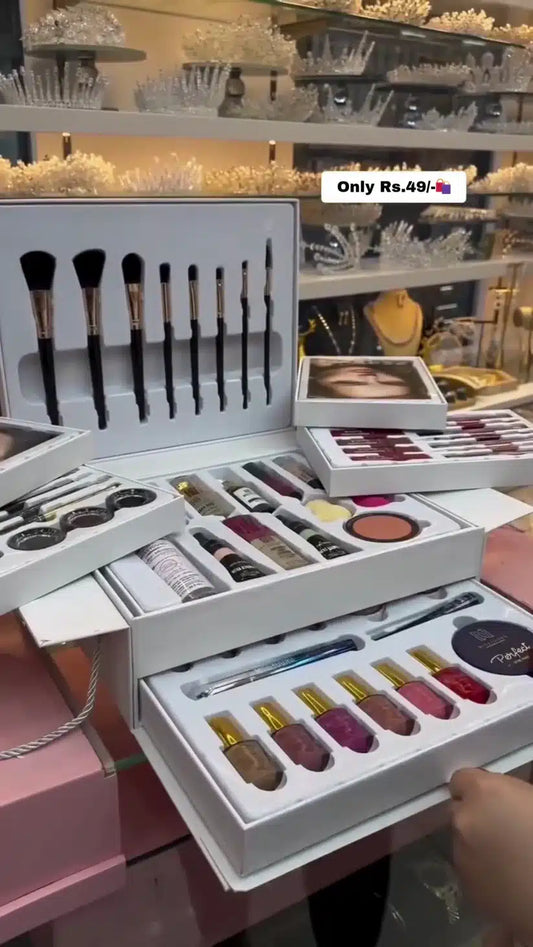 All-in-One Premium Makeup Kit