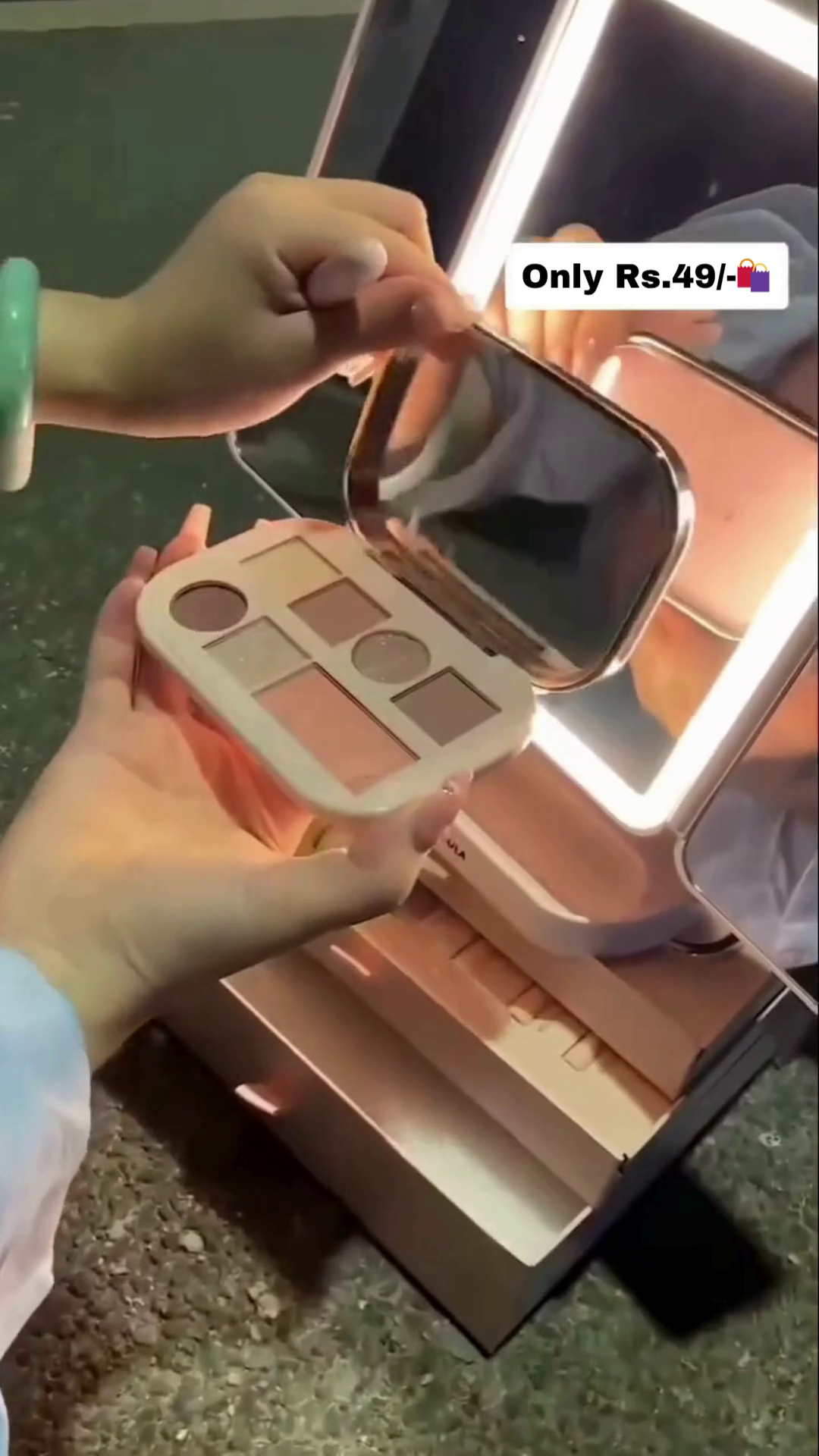 All-in-One Luxury Makeup Box with LED Mirror, Heart-Shaped Organizer, Multi-Layer Cosmetic Storage, Brushes, and Portable Makeup Kit for Beauty Enthusiasts