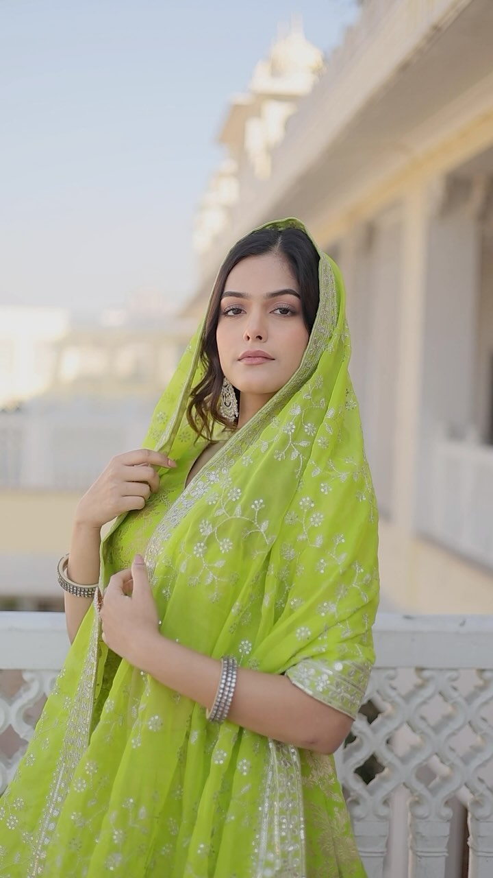 Wedding Lehenga Choli For Women Ready To Wear In Usa, Party Wear Lehengas For Girls, Made To Measure Lahanga, Indian Outfits