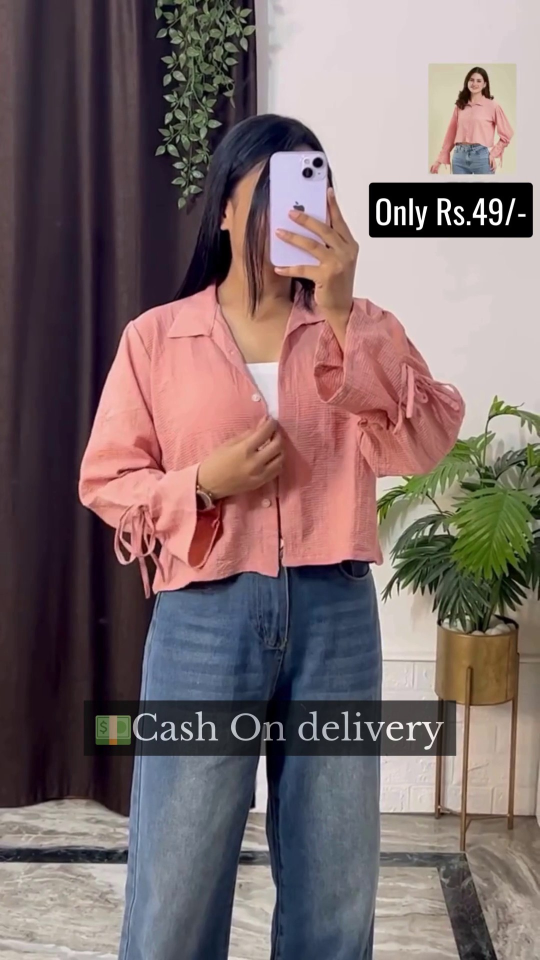 Casual Women’s Shirt Combo – Blue and White Striped Long Sleeve Button-Down and Pink Cropped Tie-Sleeve Shirt, Perfect for Layering and Everyday Street Style