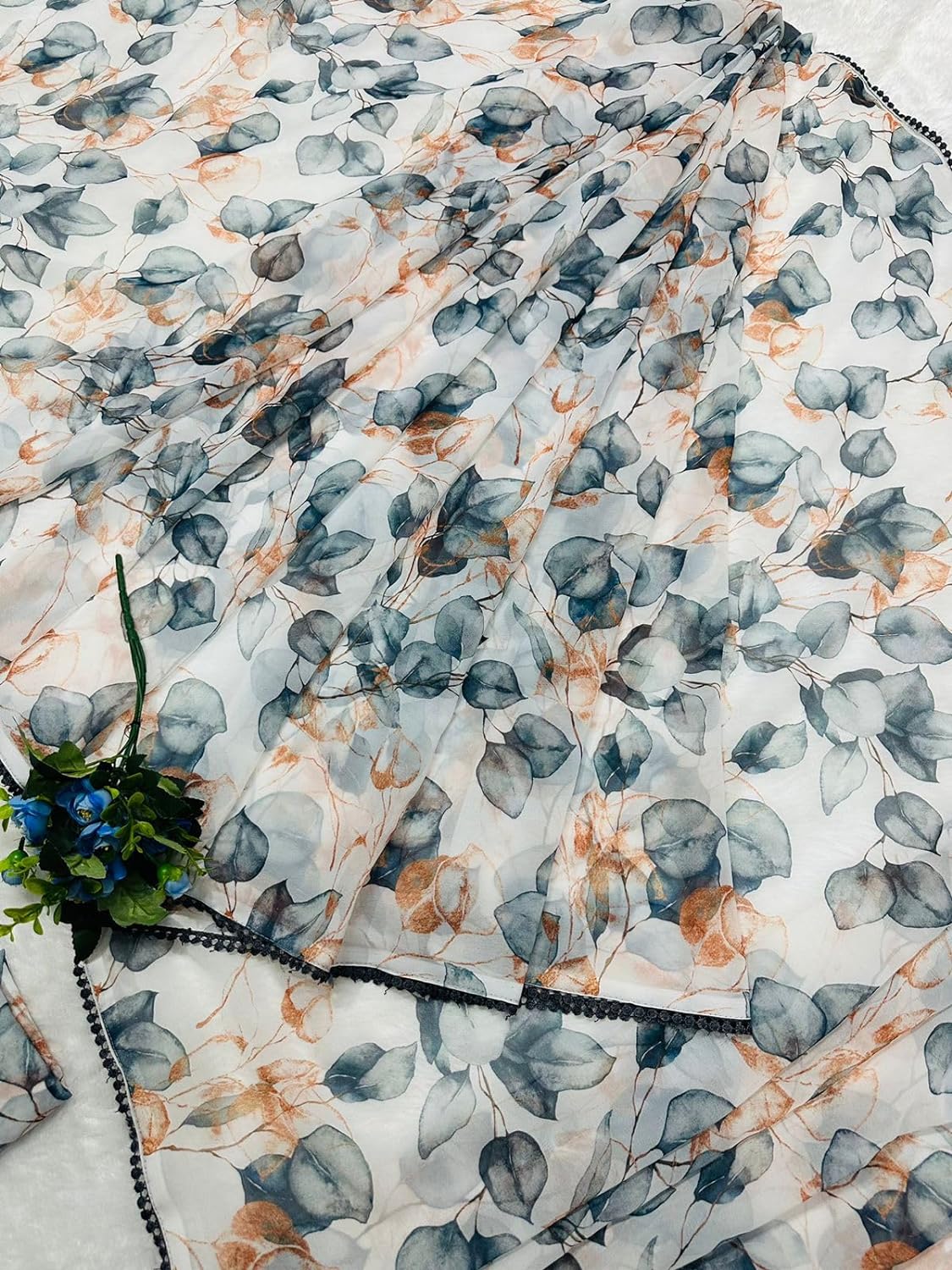 Saree For Women's And Girls Georgette With Digital Prints & Fancy Lece Work White Color Ready To Wear Saree