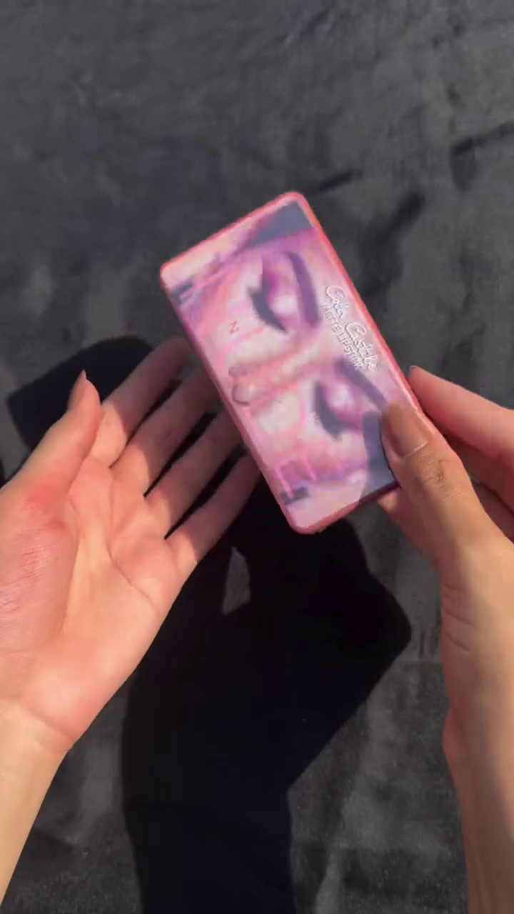 Mini Capsule Lipstick Set – 6-Piece Matte Lip Crayon Collection in Travel-Friendly Case, Long-Lasting Lightweight Creamy Formula for All-Day Wear, Ideal for On-the-Go Touch-Ups and Gifting