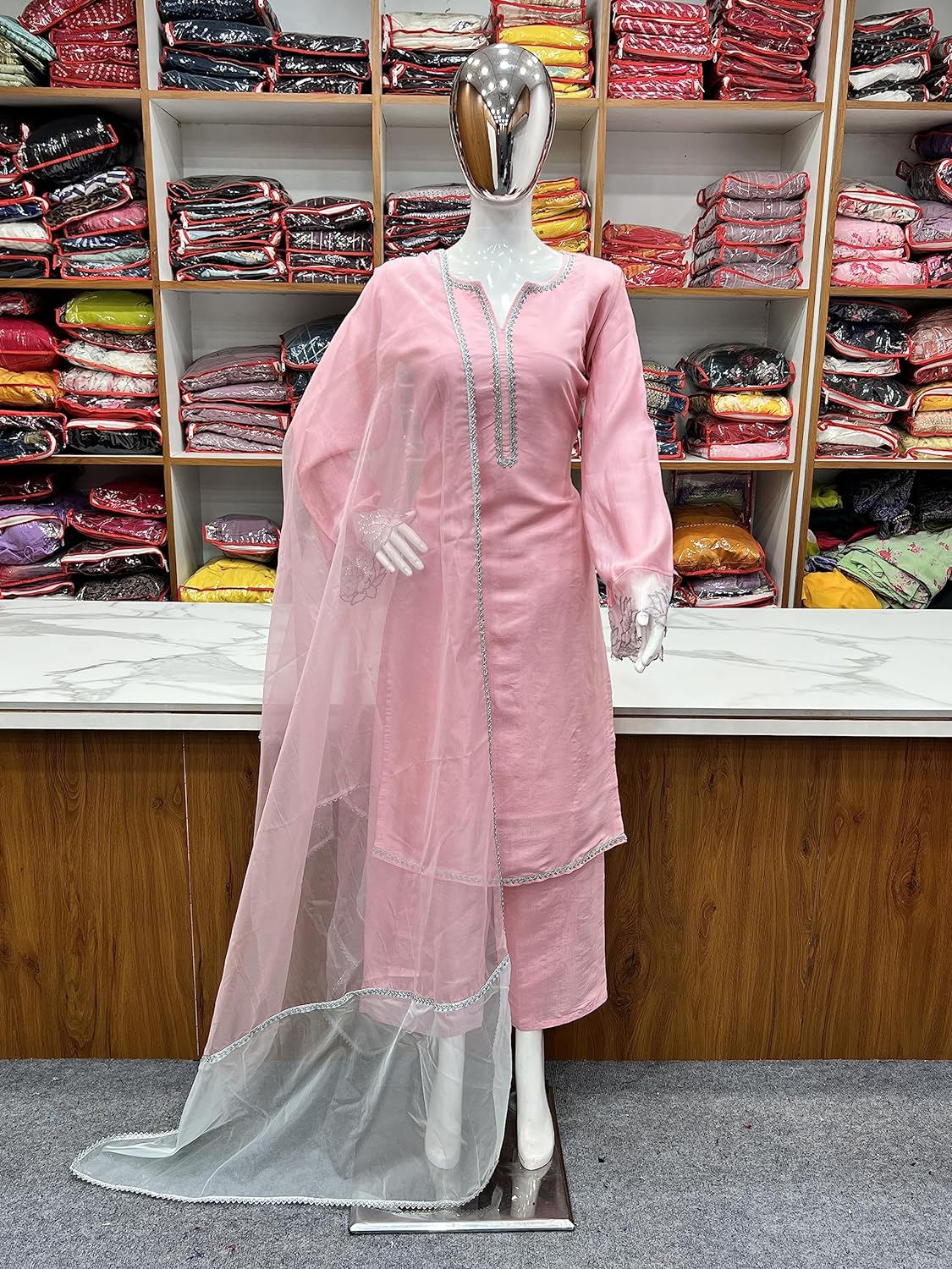 Pink Crape Silk Salwar Suit With Pant And Dupatta