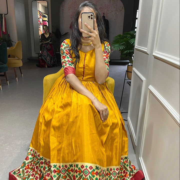 Women's Wear Dola Silk Printed With Foilwork Gown Dress For Women (Red)