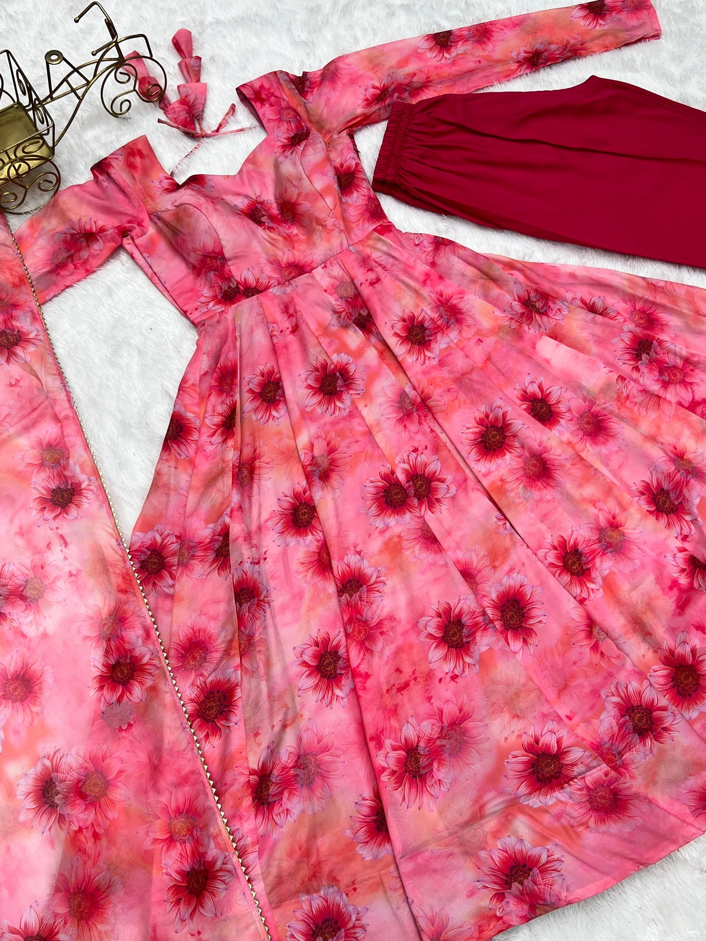 Organza Silk Reception Salwar Kameez In Pink And Majenta With Printed Work