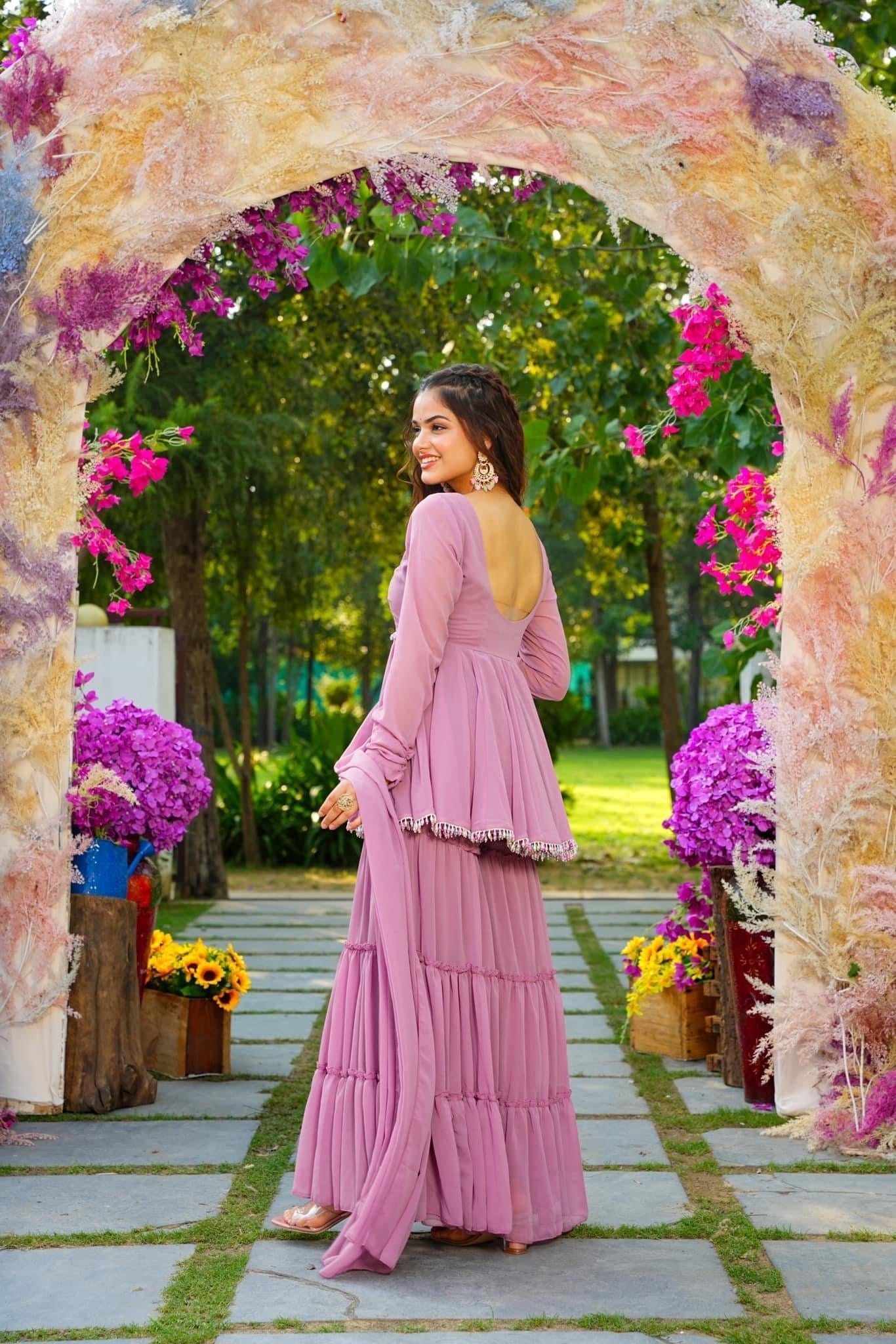 Presenting A New Beautiful Suit With Pant