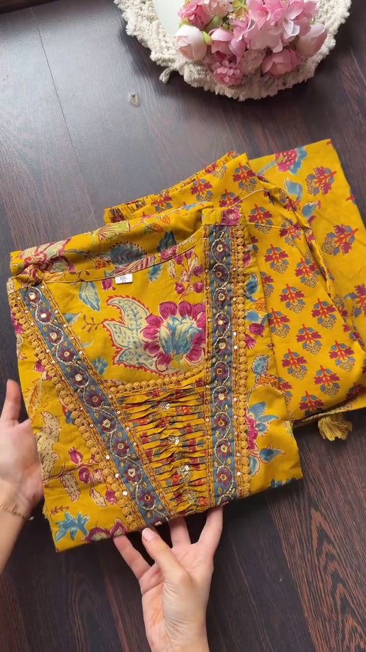 Traditional Ethnic Wear Cotton Kurti Set with Intricate Mirror Work, Thread Embroidery, Tassel Detailing and Vibrant Floral Print Design – Perfect for Festive and Casual Occasions