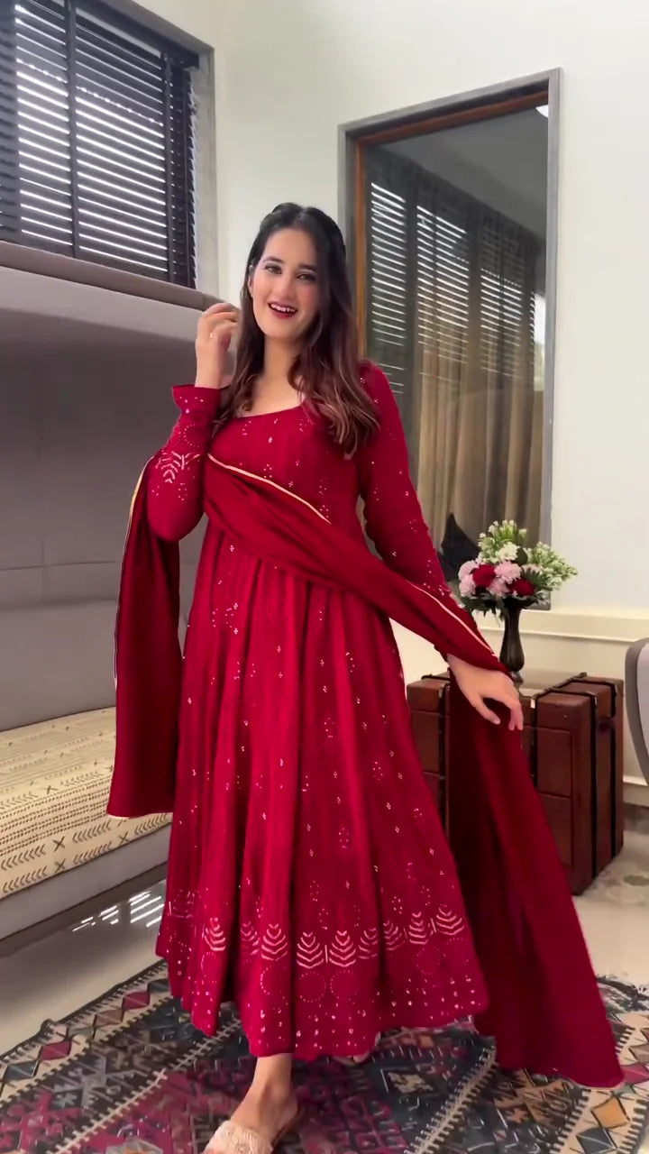 Red Anarkali Dress with Intricate Threadwork and Sequin Detailing – Featuring a Flowing Skirt, Long Sleeves