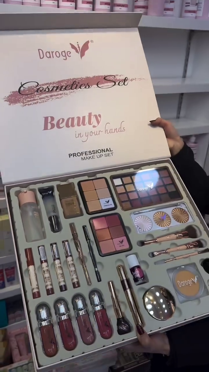 Premium Professional Makeup Kit – Full Cosmetics Combo with Brushes, Lipsticks & Palettes