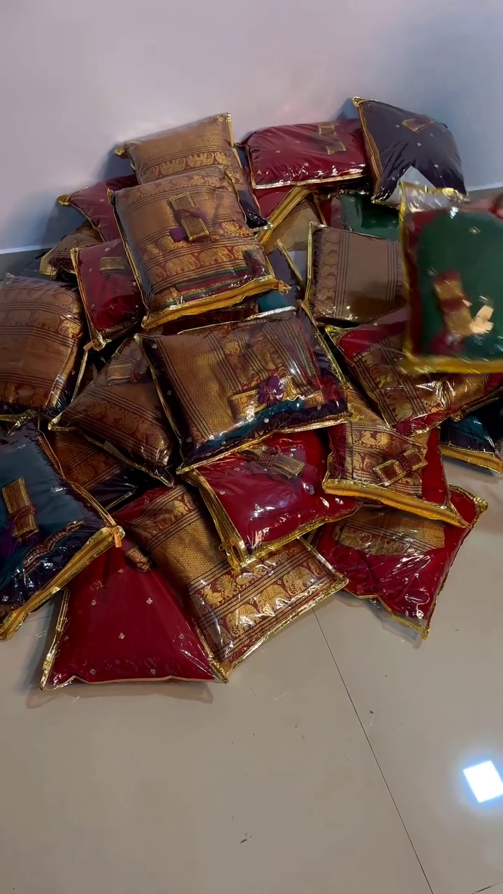 green Kanjiveram Silk Zari Lehanga With Blouse Along With Banarashi Silk Duppta(un stiched )