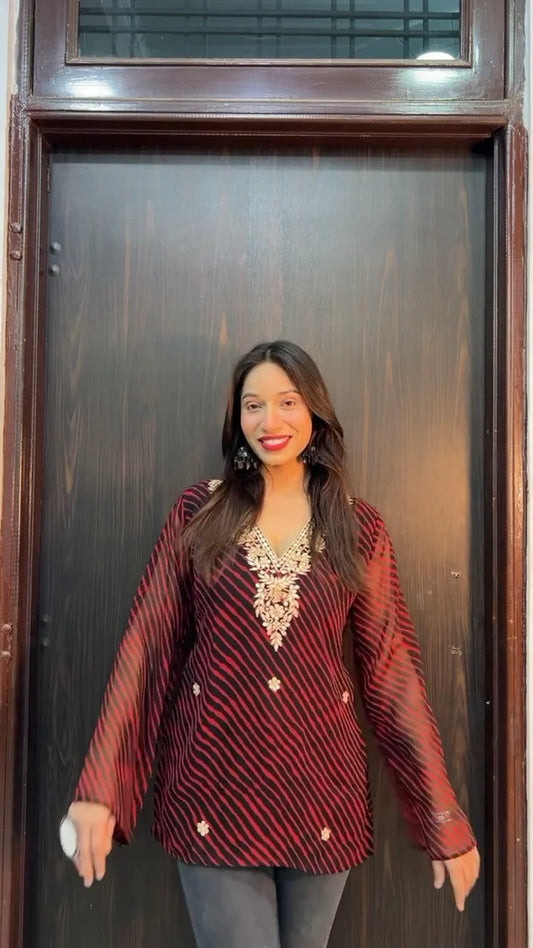 Tunic: A Modern Blend of Relaxed Comfort, Minimal Style, and Everyday Versatile Fashion