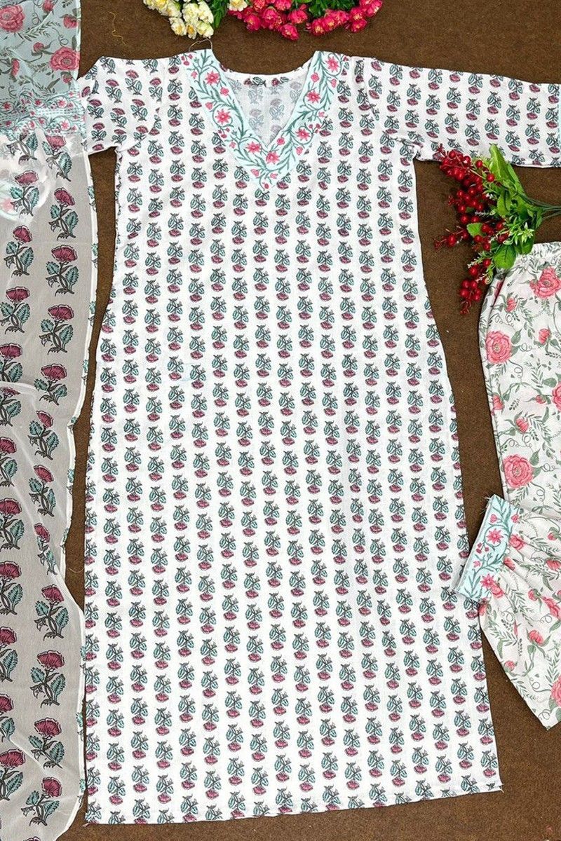 Women Printed Pure Cotton Kaftan Kurta