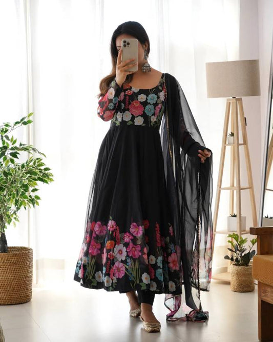 Women Georgette Gown Dupatta Set